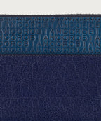 クラシックエンボス ラウンドファスナー ロングウォレット