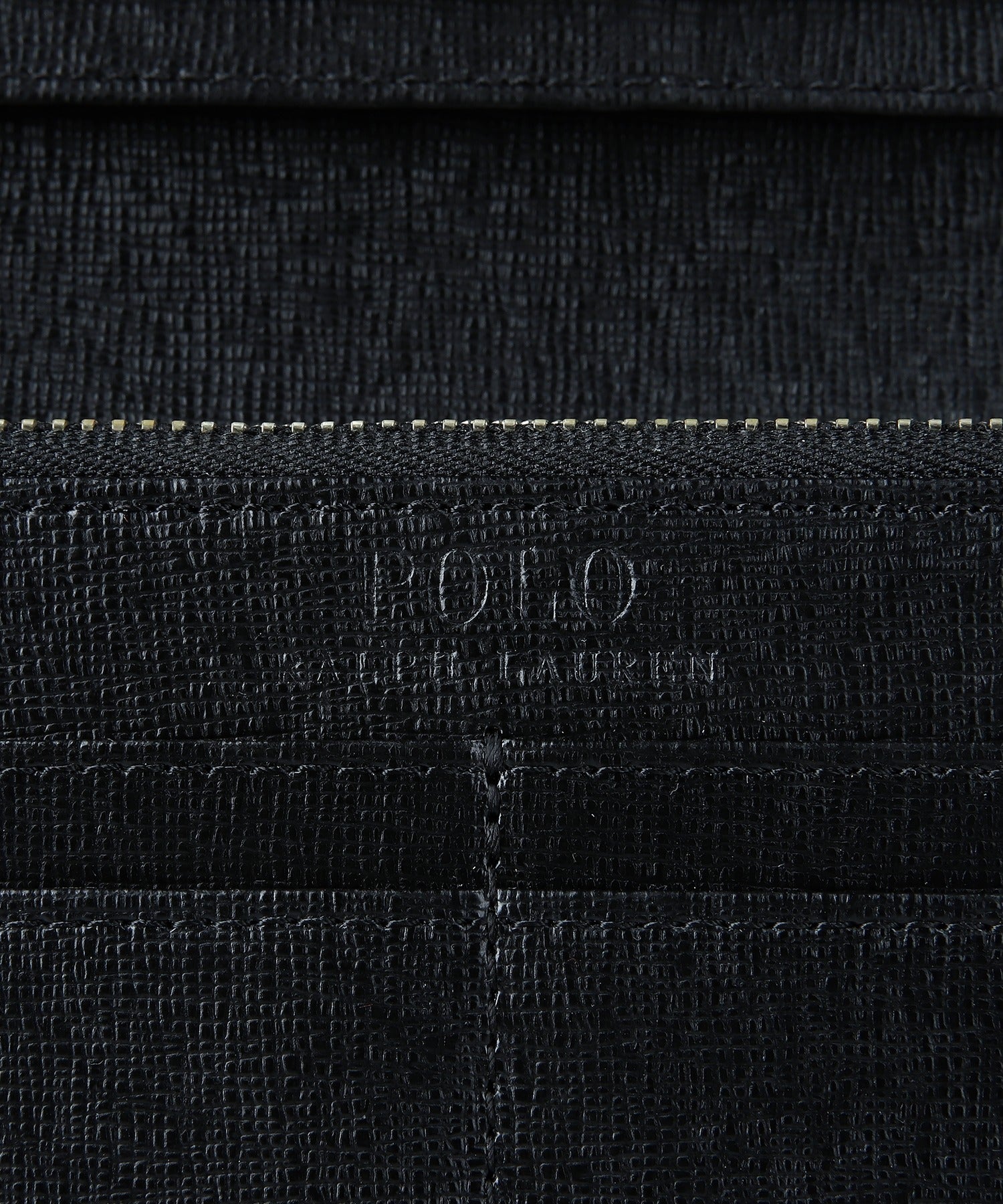 エンボスレザー ロングウォレット