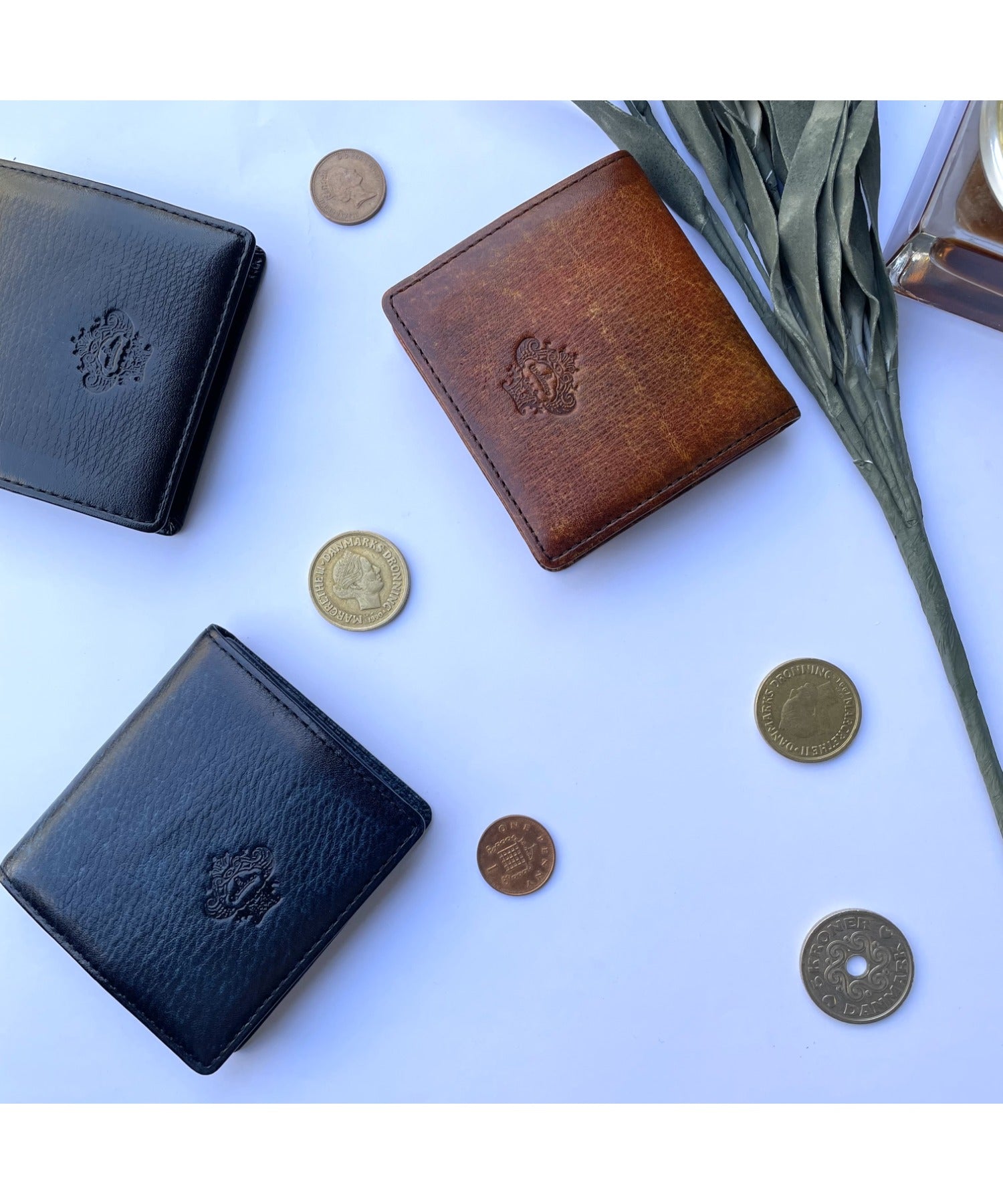 パティナ シリーズ　ボックスコインケース