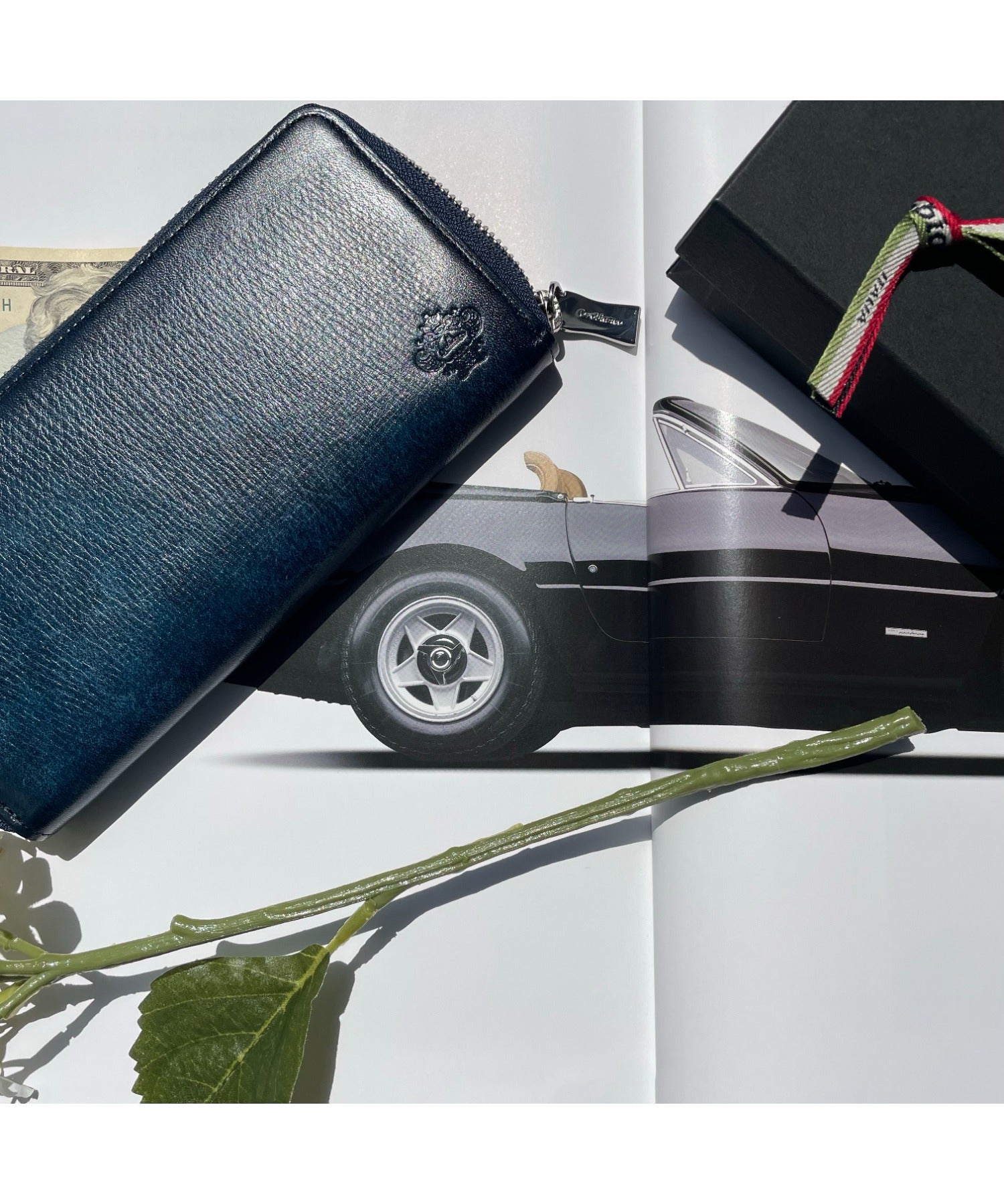 パティナ シリーズ ジップ アラウンド ロング ウォレット